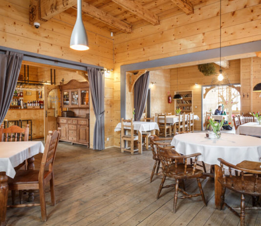 Gdzie zjeść pod Tatrami – Restauracja Zakopiańska
